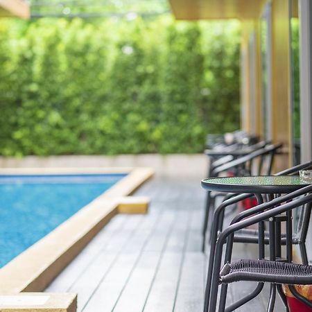 Resort V - MRT Huai Khwang Bangkok Exterior foto