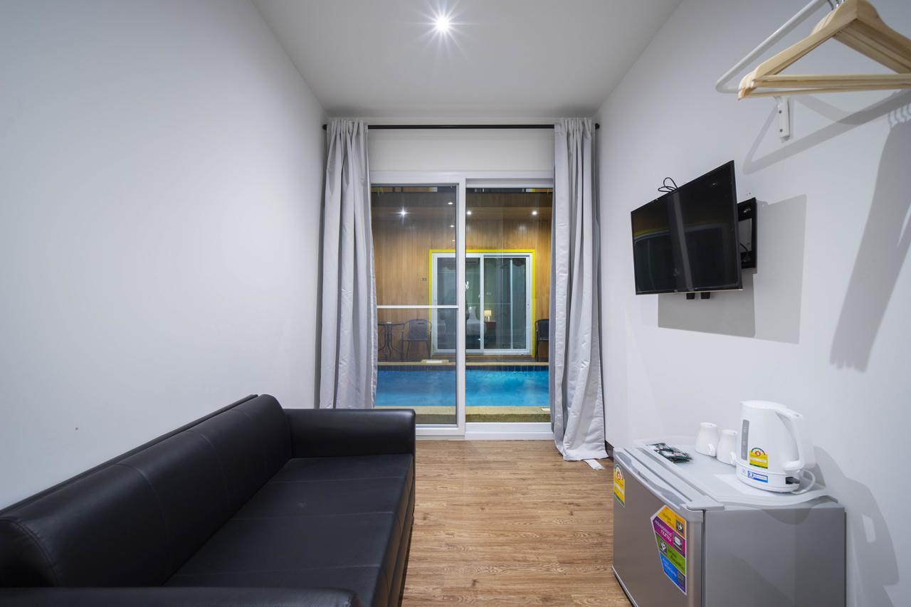 Resort V - MRT Huai Khwang Bangkok Exterior foto