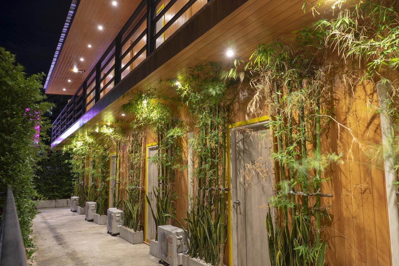 Resort V - MRT Huai Khwang Bangkok Exterior foto